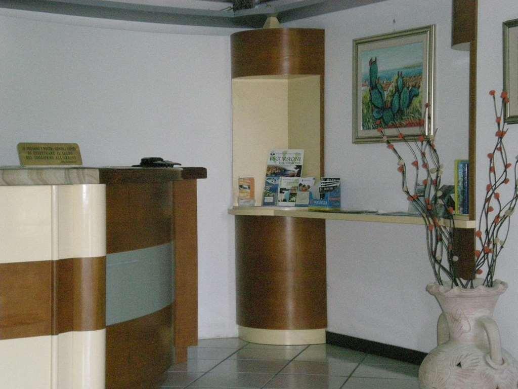 Seven Hotel