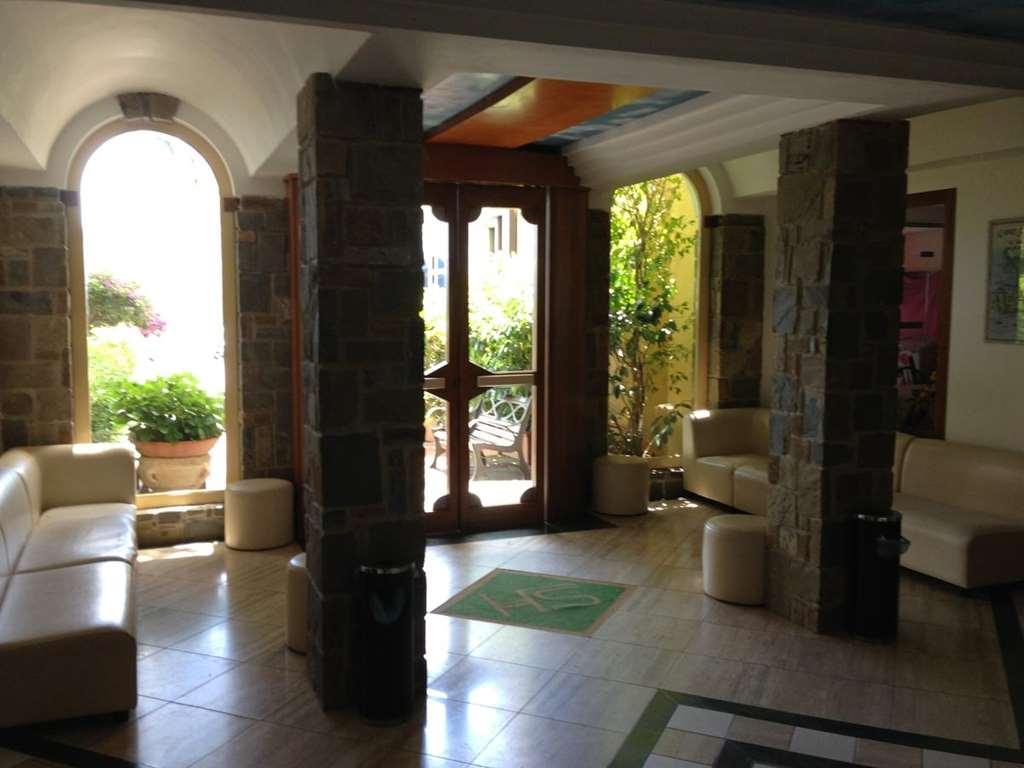 Seven Hotel 3*
